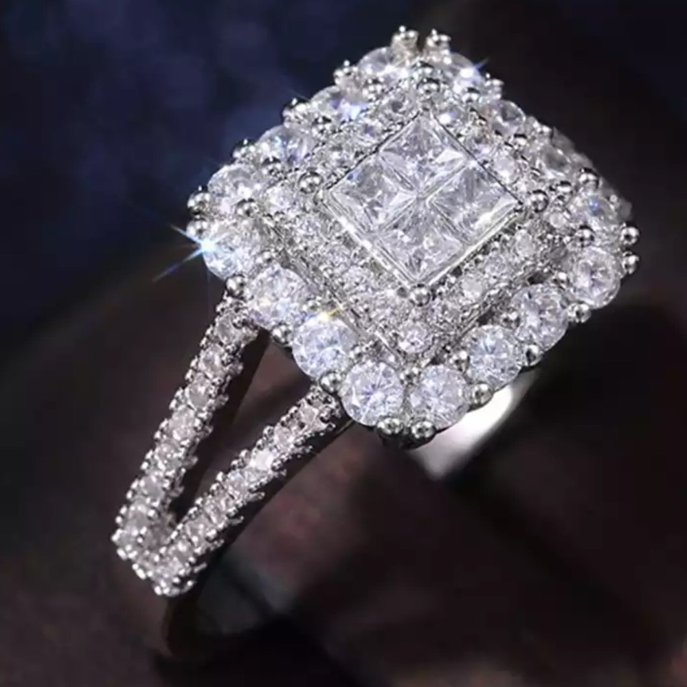 Silver Square Shape Ring